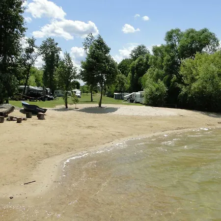 Lary Camping Homes - Domki Gorzewo Casa vacanze *