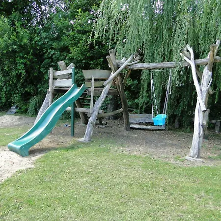 Dom wakacyjny Lary Camping Homes - Domki Gorzewo Gostynin